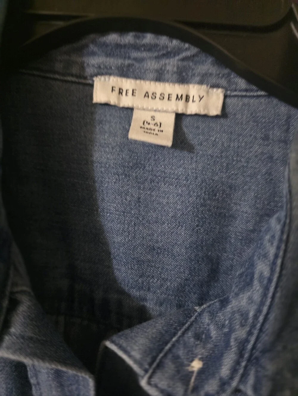 Free Assembly Denim Shirt Dress with Tie Waist - Blue - Picture 4 of 6
